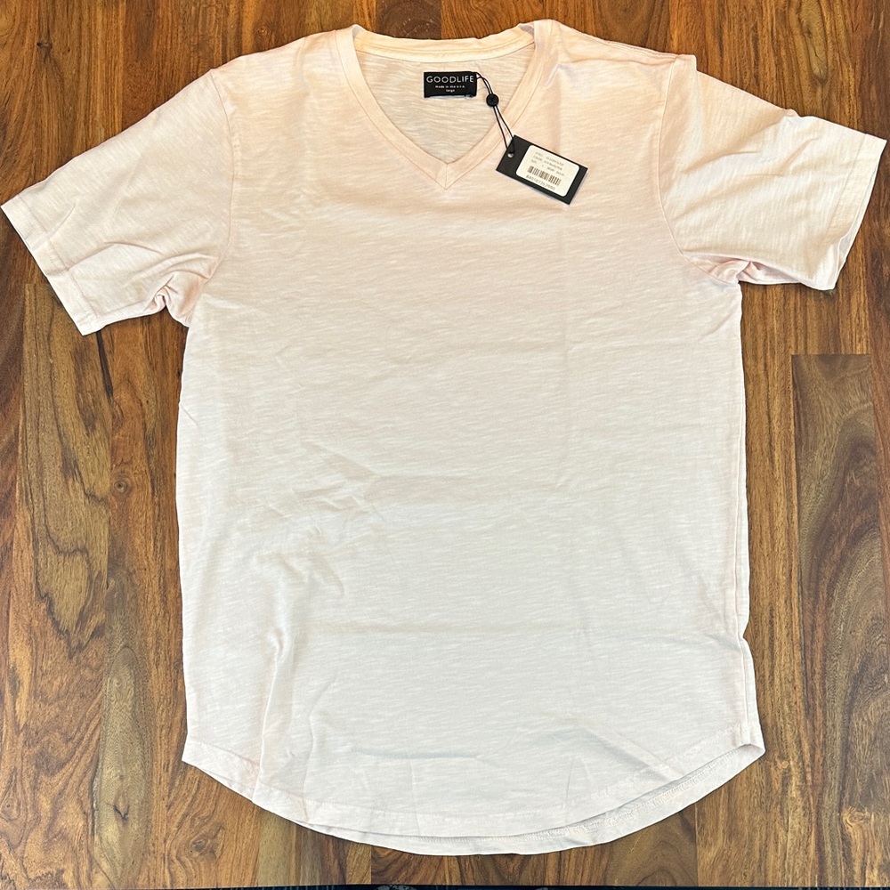 Goodlife Men's Sun-Faded Slub Cotton Scalloped Hem V-Neck T-Shirt
